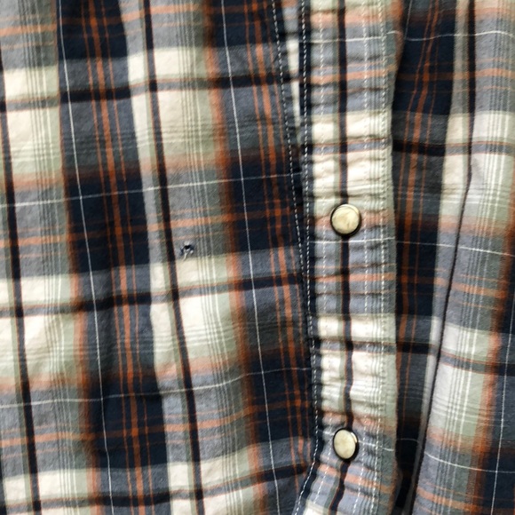 American eagle shirt 2/$12 - Picture 3 of 6